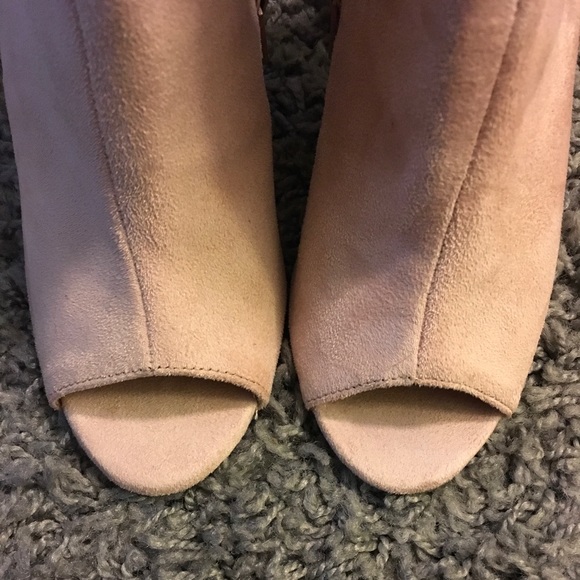 Peep toe booties - Picture 4 of 8